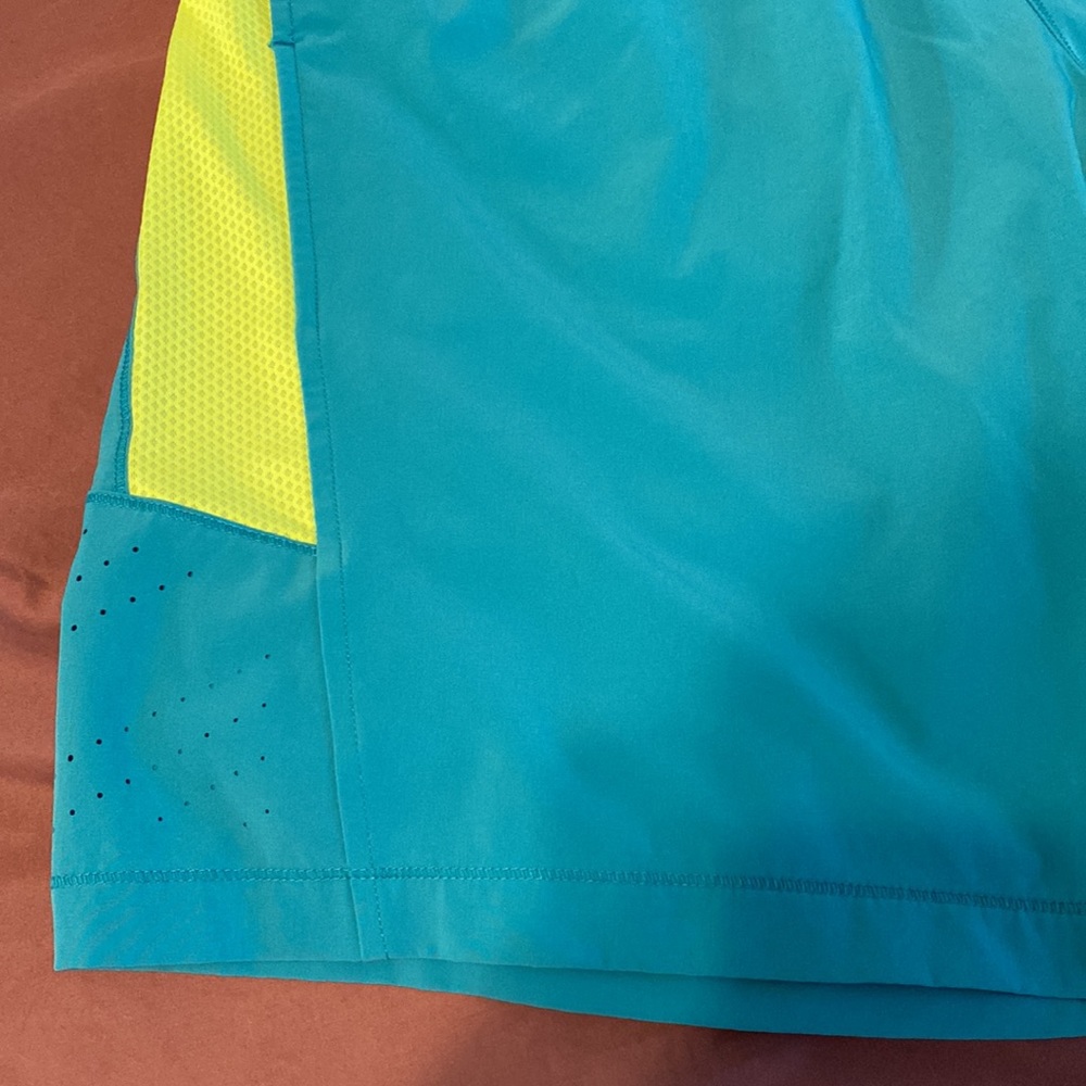 Men’s Nike pro training shorts with pockets size medium - Picture 3 of 8